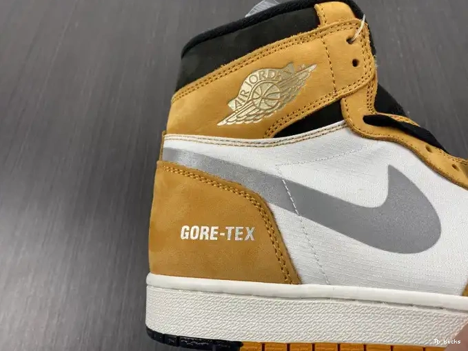 Reps TBK 1 Light Jordan DB2889-700 Element Gore-Tex Curry High 0619